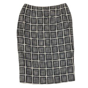 Carlisle Vintage black and cream skirt. Size 4